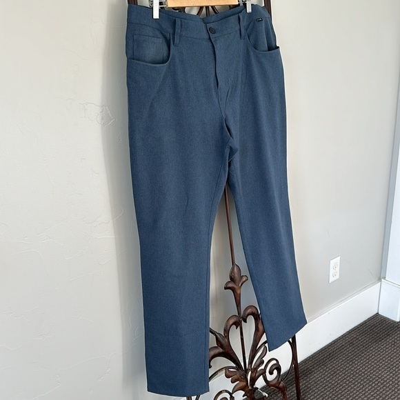 Travis Mathew Open To Close Pants 40x33 - Picture 3 of 11